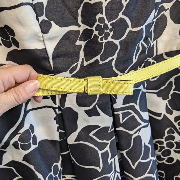 The Limited B/W floral dress with yellow belt - Picture 3 of 8